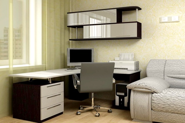 В чем разница между рабочим столом и компьютерным столом