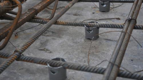 Полы по грунту, какой песок использовать. Армирование основания стяжки