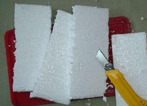 Домик из пенопласта для детей. Поделки из пенопласта своими руками: 90 фото лучших самоделок из бросового материала. Мастер-класс изготовления стильного декора для дома и сада