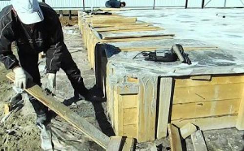 Когда снимать опалубку с колонн. Нормативное время для снятия опалубки