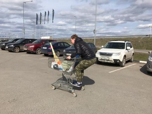 Кирпич на стене. Имитация кирпичный стены своими руками