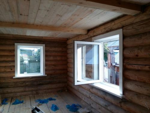 Красивые окна в деревянных домах картинки. Разные цвета и конфигурации