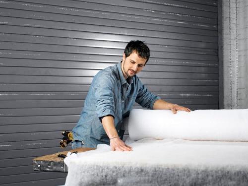 Как украсить изголовье кровати своими руками. Орнамент из гвоздей