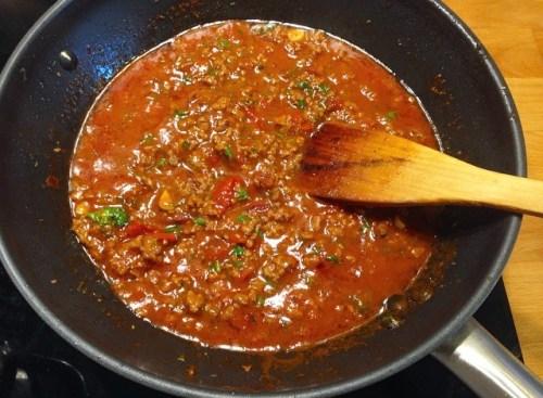 Спагетти болоньезе в Болонье. Спагетти Болоньезе классический итальянский рецепт