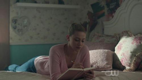 Комната Бетти Купер ривердейл. Комната в стиле Бетти Купер :two_hearts: