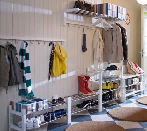 Прихожая Икеа в интерьере. Отличительные черты мебели фирмы Икеа