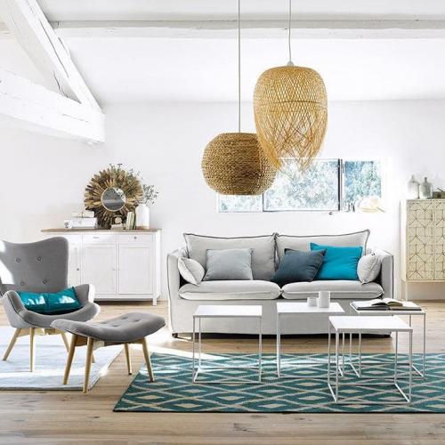 Светлая мебель в интерьере. Освещение и аксессуары