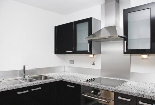 Купольные вытяжки в интерьере. Дизайн кухни: основные идеи вытяжек в интерьере с фото