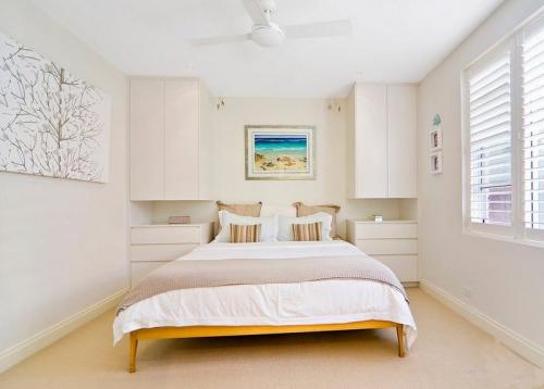 Дизайны шкафов в спальню. Виды моделей