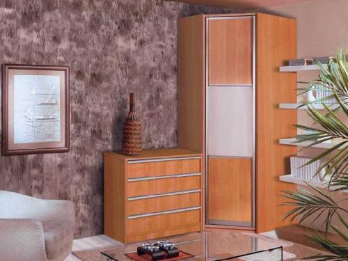Угловой шкаф в маленькую спальню. Разновидности