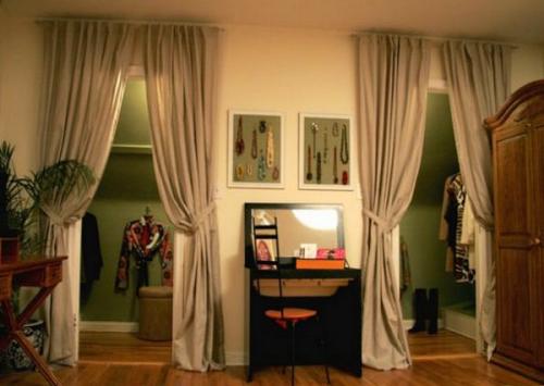 Шторы для дверных проемов без дверей. Правильные шторы на дверной проем 05