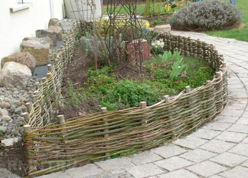 Клумбы интересные своими руками. С чего начать: общие советы 09