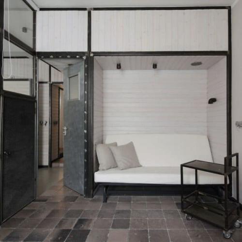 Дизайн однокомнатной квартиры с нишей. Из чего обустраивать нишу в комнате