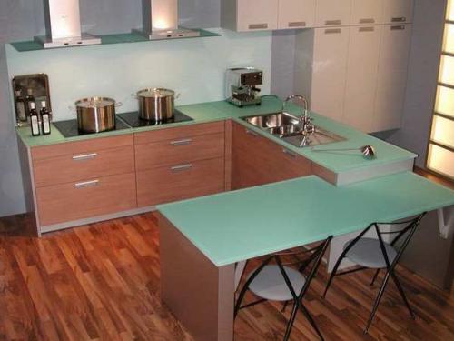 Зеркало в прихожую своими руками. Зеркало в прихожую с рамкой из дерева, своими руками (5 фото) 11