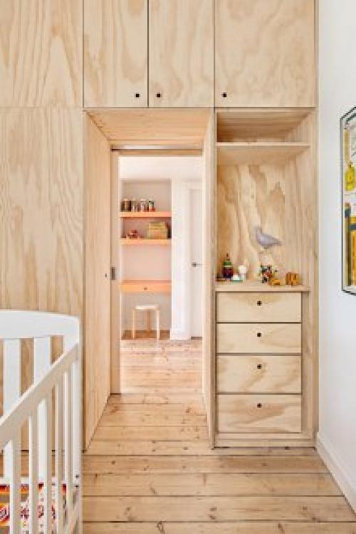 Дизайн однокомнатной квартиры для семьи с ребенком. Из одной комнаты – две