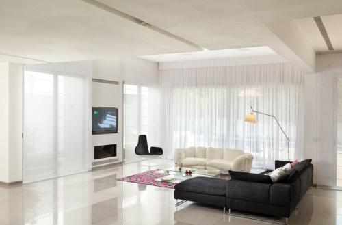 Шторы 2019 года новинки. В каком стиле оформить оконный проем