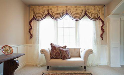 Как подобрать тюль к шторам. Как подобрать красивую тюль в зал