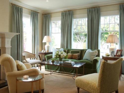 Шторы для зала с двумя окнами. Шторы для гостиной 05