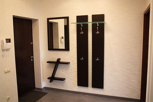 Шкаф купе для узкой прихожей. Правильно ставим мебель