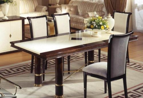 Кухонный стол для кухни. Материалы для кухонного стола