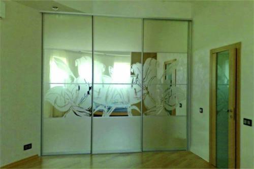 Прихожие в коридор со шкафом. Мебель для прихожей в маленький коридор 21