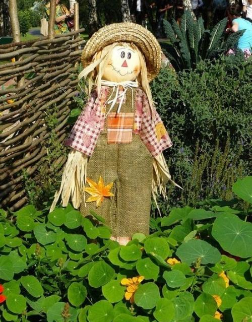 Красивые идеи для дачи. Идеи оформления забора на даче 05