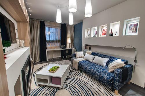 Шторы в светлую гостиную. Выбирать занавески следует, исходя из общей стилизации помещения 26 Шторы в светлую гостиную. Выбирать занавески следует, исходя из общей стилизации помещения 26