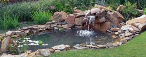 Клумбы для сада своими руками все новинки. Магия разрисованных камней: фото и практические советы 11