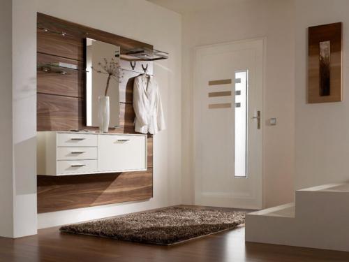 Дизайн узкой прихожей со шкафом купе. Расстановка мебели