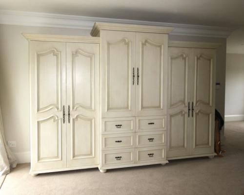 Шкафы для спальни дизайнерские. Шкаф в спальню — 64 фото красивых вариантов удобного обустройства 2019 года