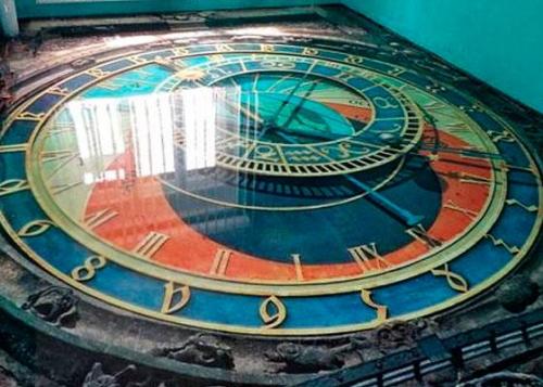 Чем застелить пол дешево. Самое дешевое напольное покрытие