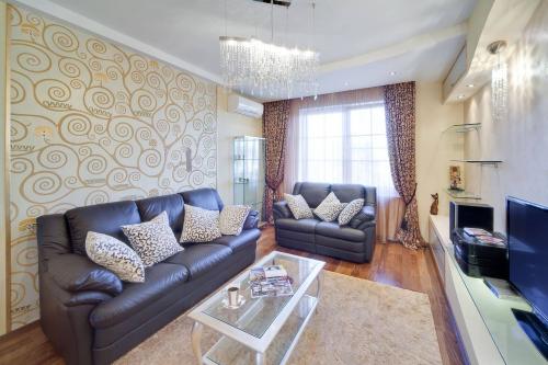 Обои под светлую мебель В ГОСТИНУЮ. Обои для гостиной — выбираем тип обоев