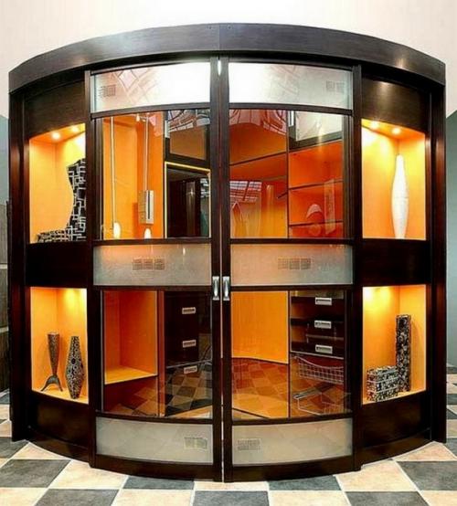 Угловой шкаф преимущества. Существующие встроенные угловые шкафы купе, правила выбора