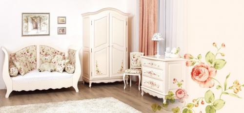 Вместительный шкаф для маленькой комнаты. Маленький шкаф – оптимальное сочетание размеров и форм изюминки интерьера (105 фото)