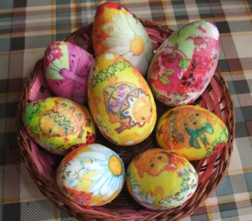 Пасхальные деревянные яйца в технике декупаж. Пенопластовые яйца в технике декупаж