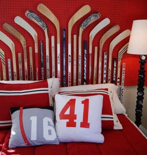 Как украсить кровать. Как украсить стену на месте изголовья