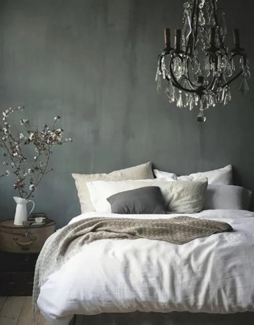 Вместо прикроватных тумбочек. 9 альтернативных прикроватных тумбочек для небольших спален.