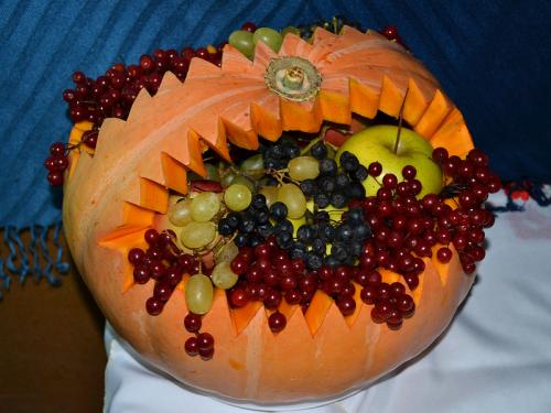 Корзина из тыквы с овощами. Простой мастер-класс корзины из тыквы своими руками