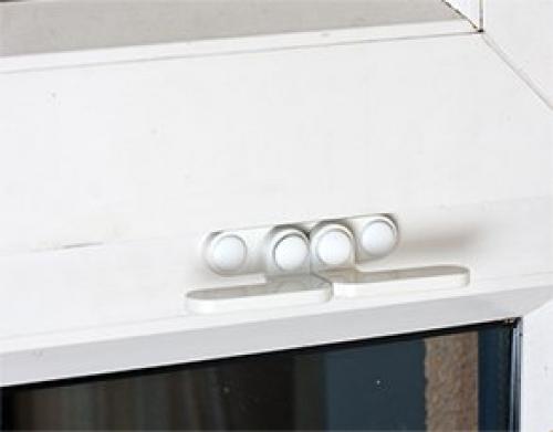 Защита окон в загородном доме. DEFAS в цифрах. Мы умеем считать и ценим вашу безопасность!