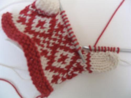 Рождественские носки спицами. Рождественские носочки / mini christmas stockings