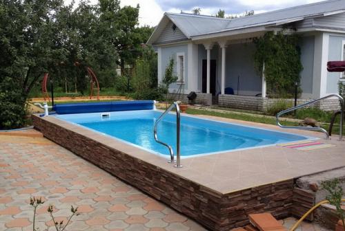 Бассейн для частного дома. Как сделать бассейн в частном доме или на даче своими руками из подручных материалов (100 фото)