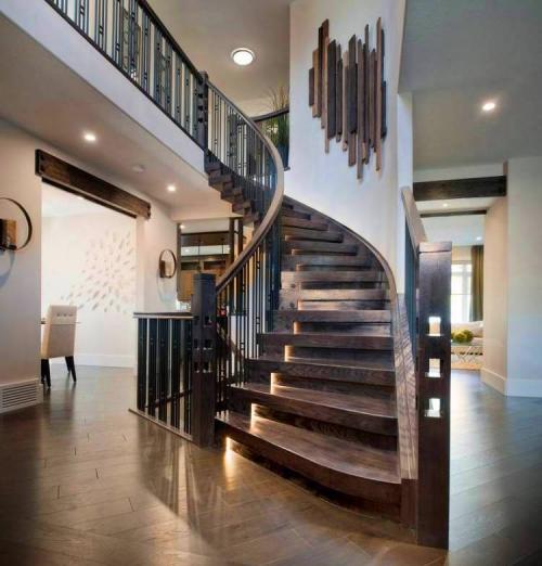 Маленькая прихожая с лестницей в частном доме. Дизайн прихожей с лестницей на второй этаж — 45 оригинальных идей