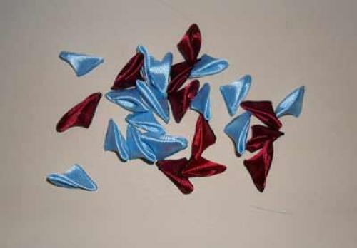 Канзаши шары на елку. Красивый шар на елку