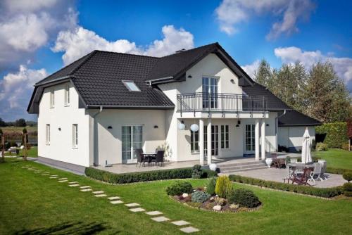 Модные цвета фасадов домов. Цвет фасада — правила выбора и удачного сочетания. 100 фото вариантов красивого дизайна фасадов частного дома