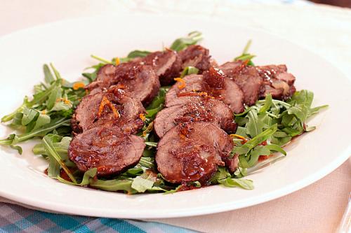 Сервировка стола на Новый год 2020. 3 блюда, которые должны быть обязательно на Новогоднем столе 2020