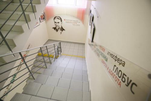 Как оформить кабинет директора. Дизайн кабинета руководителя: зонирование, выбор декора, модные тенденции 11