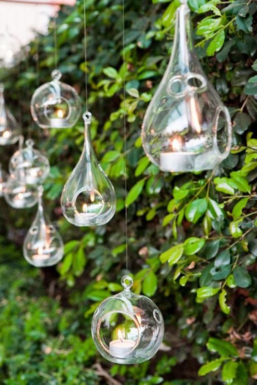 Свечи лепестки роз романтика. Как украсить спальню для романтического вечера 17