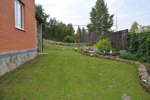 Горы и дом. Дом на склоне горы. Где строить, внизу или вверху