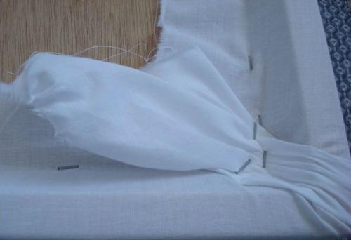 Декор кровати своими руками. Стильное оформление кровати 02