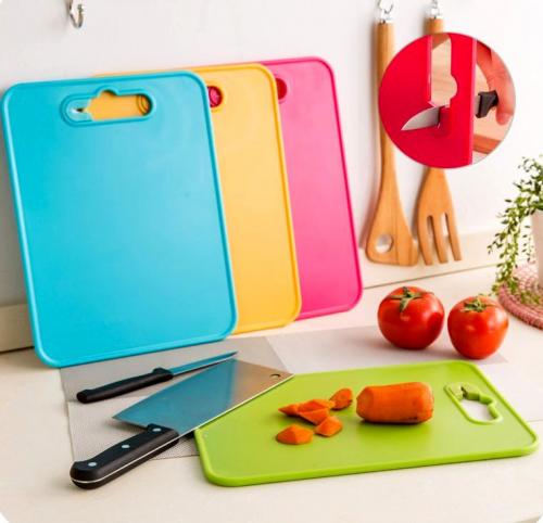 Разделочная доска выдвижная на кухне. Встроенная в столешницу разделочная доска – интересное дизайнерское решение и несомненное удобство 14